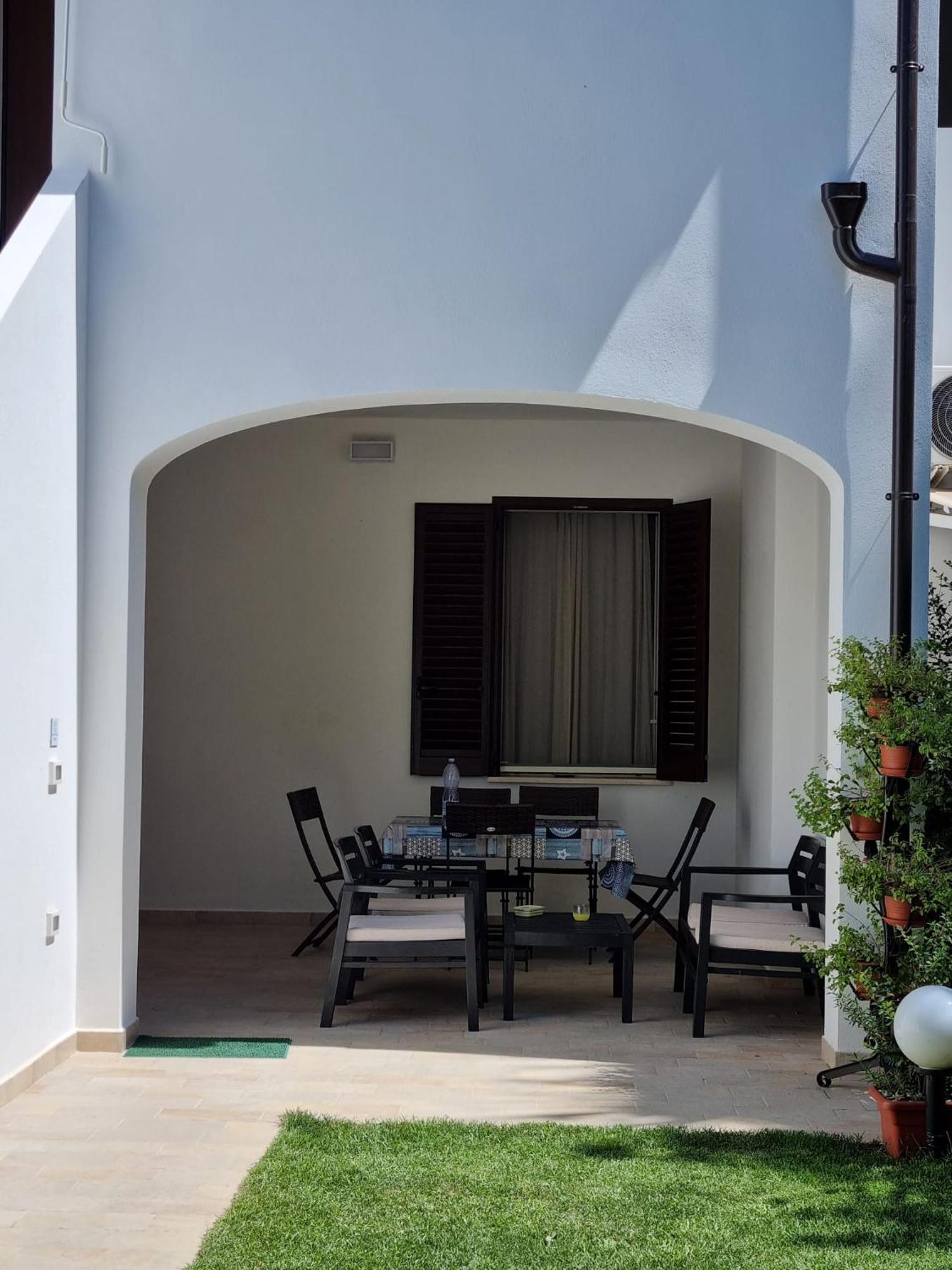 Ferienwohnung La Casa Di Laura Tortolì Exterior foto